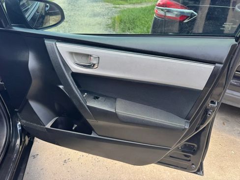 Used 2017 Toyota Corolla L FWD image 23