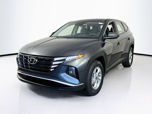 Used 2023 Hyundai Tucson SE AWD/4WD image 1