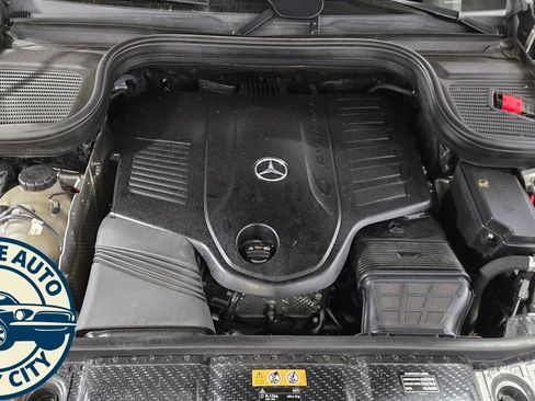 Used 2020 Mercedes-Benz GLS 450 4MATIC image 40