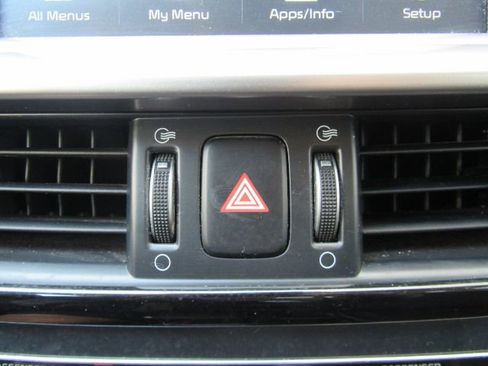 Used 2019 Kia Optima LX image 41