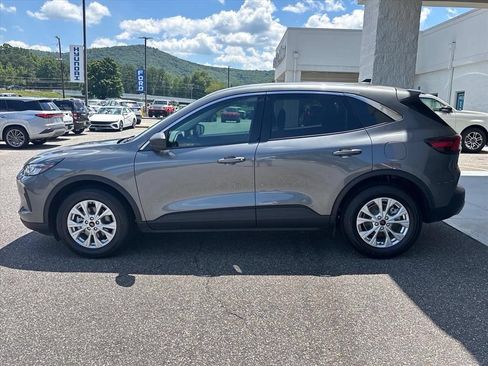 Used 2024 Ford Escape Active w/ Tech Pack #1 FWD image 24