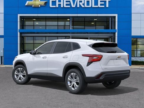 New 2026 Chevrolet Trax LS FWD image 3