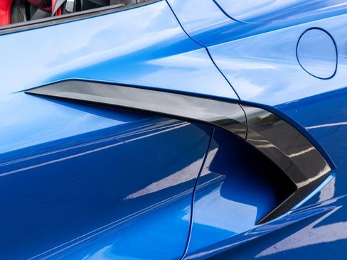 Used 2020 Chevrolet Corvette Stingray Premium Cpe w/ 3LT Preferred Equipment Group RWD image 32