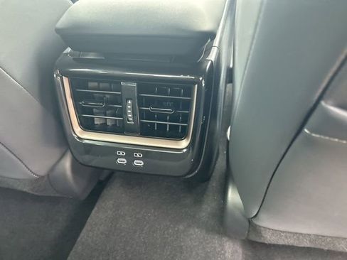 Used 2024 Toyota Crown Platinum AWD/4WD image 14