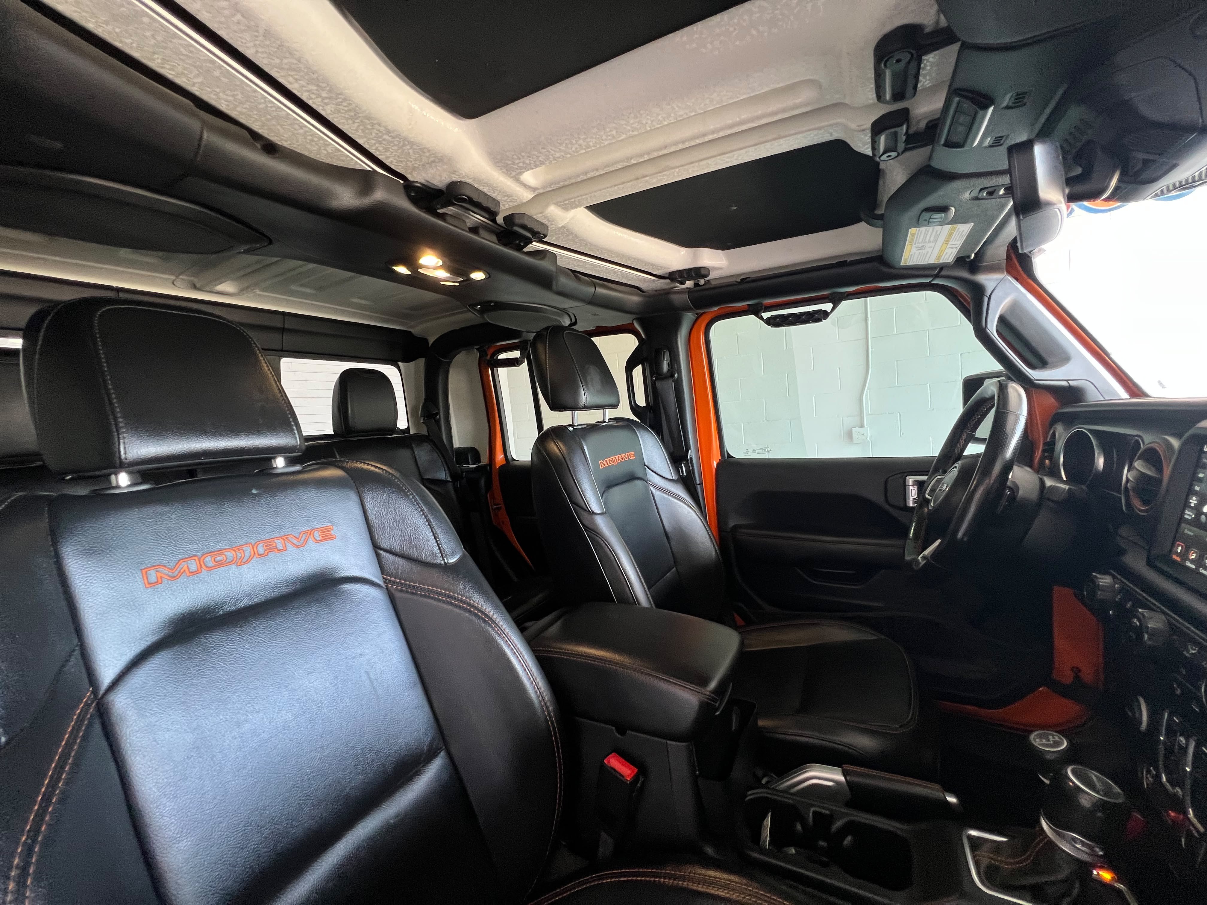 Used 2020 Jeep Gladiator Mojave AWD/4WD image 15