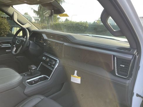 New 2026 GMC Sierra 1500 Denali w/ Denali Reserve Package image 30