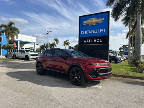 New 2026 Chevrolet Equinox EV RS image 1