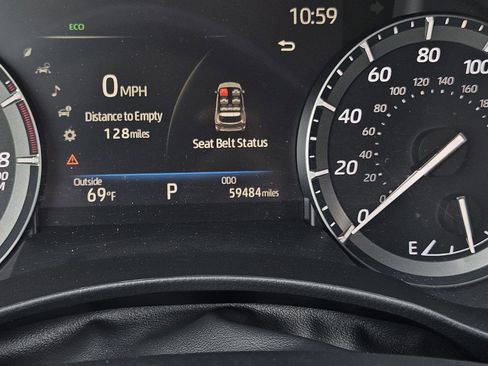 Used 2021 Toyota Highlander XLE image 18