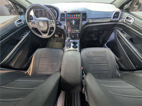 Used 2022 Jeep Grand Cherokee Laredo RWD image 25