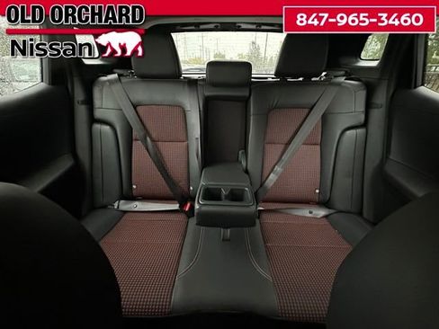 Used 2025 Nissan Kicks SR image 11