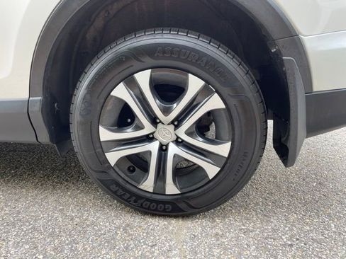 Used 2018 Toyota RAV4 LE w/ All Weather Liner Package AWD/4WD image 5