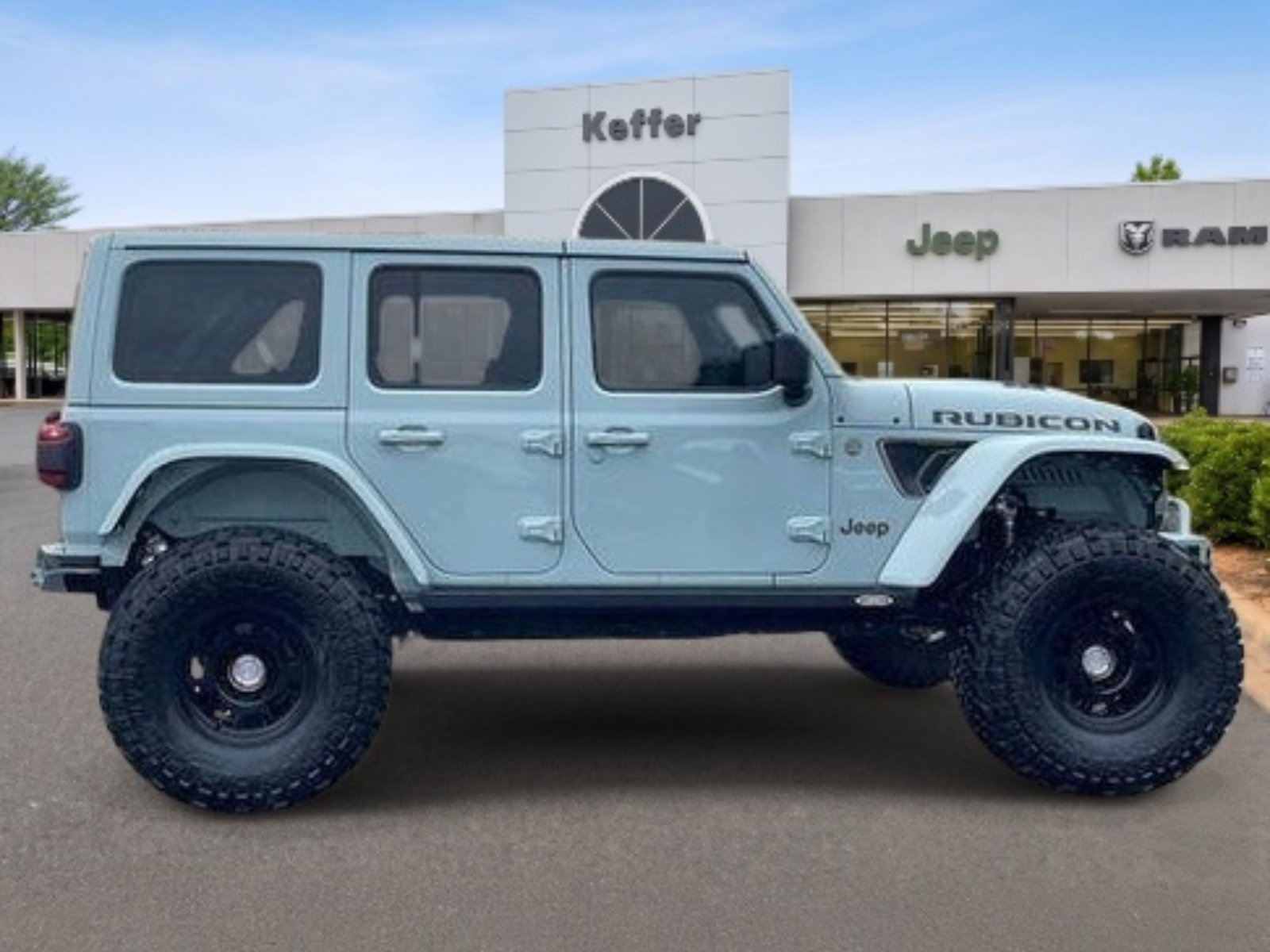 Used 2024 Jeep Wrangler Unlimited Rubicon 392 AWD/4WD image 6
