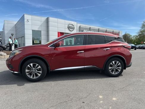Used 2018 Nissan Murano SL w/ Moonroof Package AWD/4WD image 2