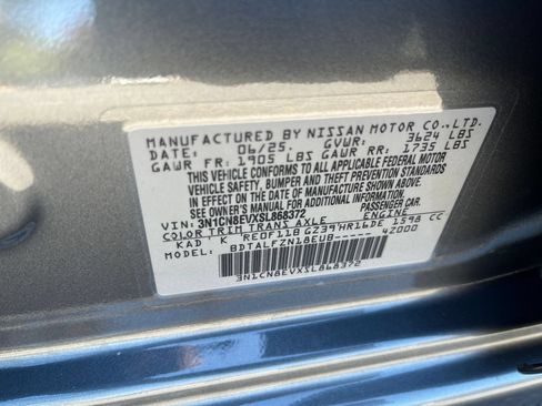 Used 2025 Nissan Versa SV FWD image 27