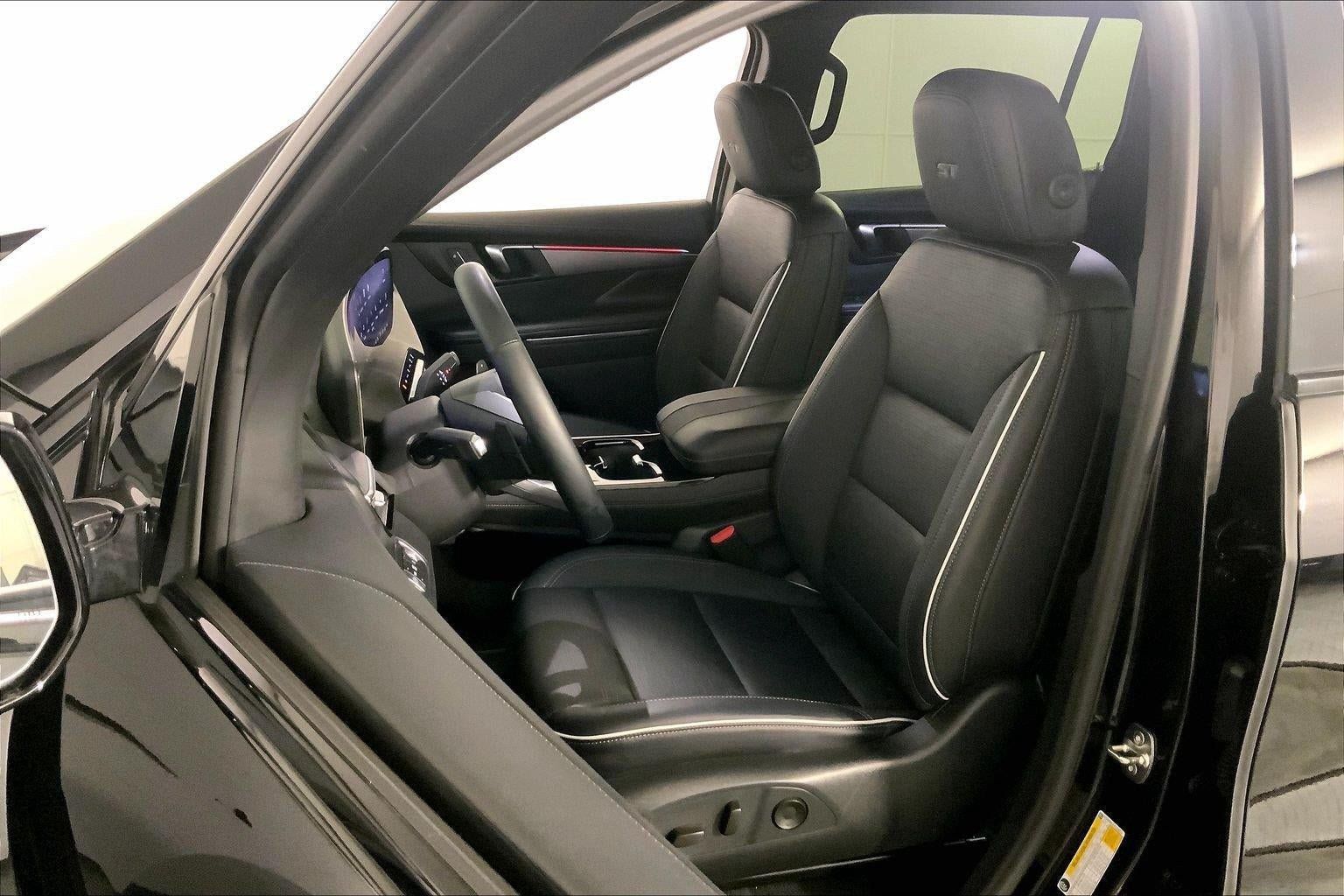 Used 2026 Buick Enclave Sport Touring FWD image 23