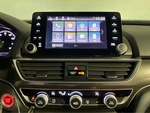 Used 2019 Honda Accord Sport image 11
