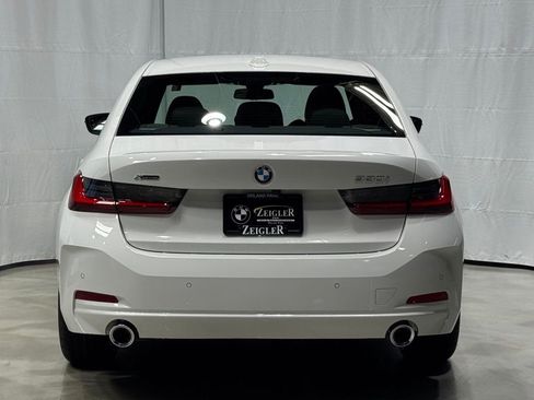 Used 2026 BMW 330i xDrive Sedan w/ Premium Package AWD/4WD image 5