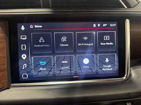 Used 2023 GMC Yukon Denali Ultimate AWD/4WD image 21