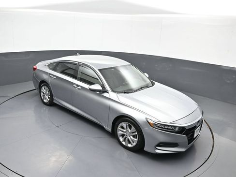 Used 2018 Honda Accord LX image 34