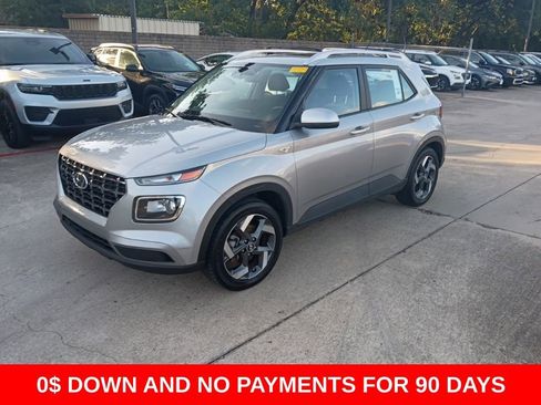 Used 2025 Hyundai Venue SEL FWD image 1