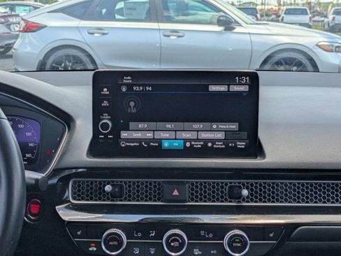 Used 2024 Honda Civic Touring image 17