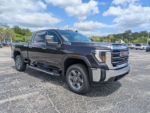 New 2026 GMC Sierra 2500 SLT w/ SLT Premium Package AWD/4WD image 2