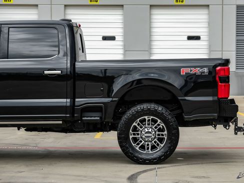 Used 2024 Ford F250 Limited w/ FX4 Off-Road Package AWD/4WD image 9