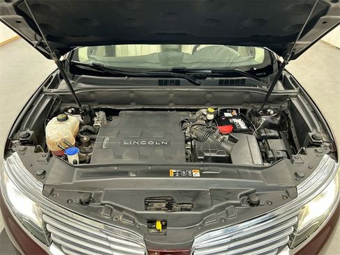 Used 2017 Lincoln MKX Reserve image 25