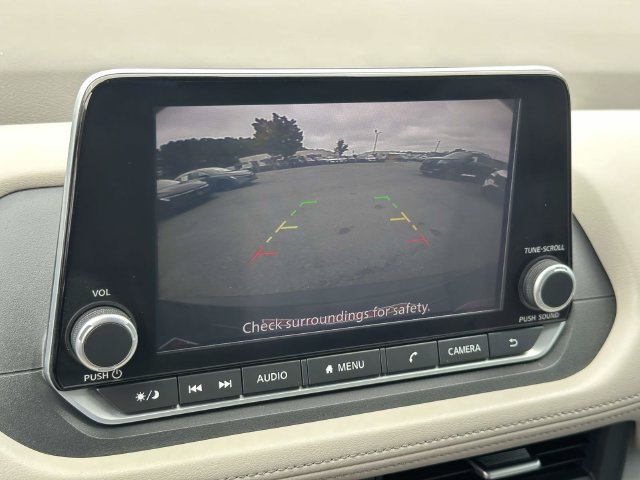 Used 2023 Nissan Rogue SV FWD image 20