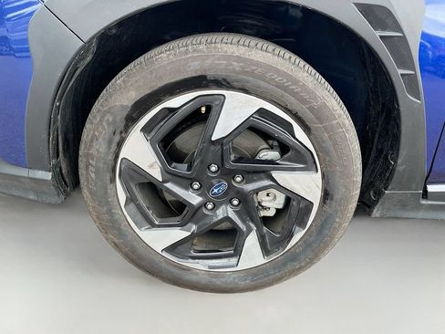 Used 2025 Subaru Crosstrek 2.5i Limited AWD/4WD image 31