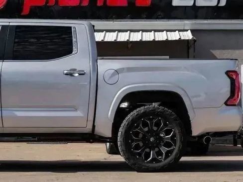 Used 2024 Toyota Tundra Capstone AWD/4WD image 18