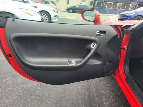 Used 2006 Pontiac Solstice Convertible w/ Premium Package image 27