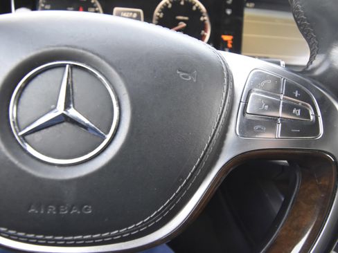 Used 2014 Mercedes-Benz S 550 Sedan image 15