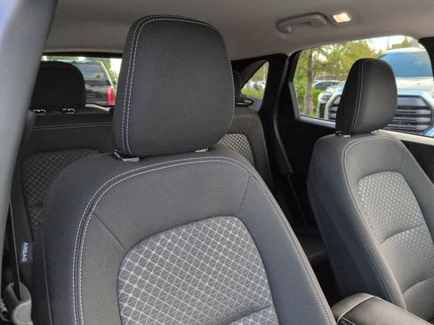 Used 2025 Ford Escape Active AWD/4WD image 7