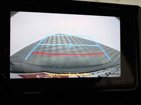 Used 2024 Toyota Corolla LE image 12