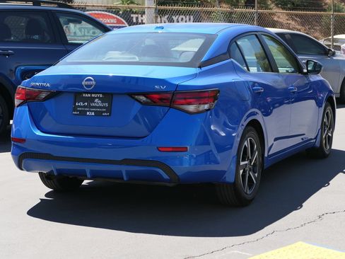Used 2024 Nissan Sentra SV FWD image 3