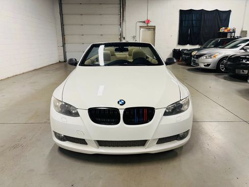 Used 2008 BMW 335i Convertible RWD image 3