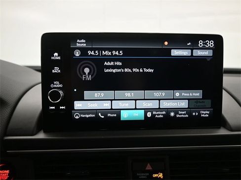 Certified 2025 Honda Pilot Touring image 13