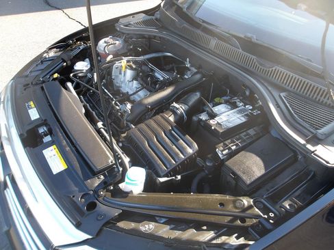 Used 2021 Volkswagen Jetta SEL FWD image 21