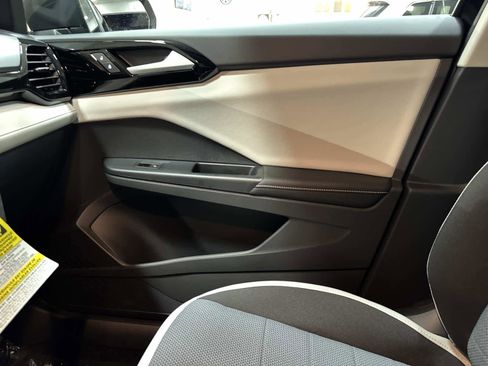 New 2026 Volkswagen Taos S image 23