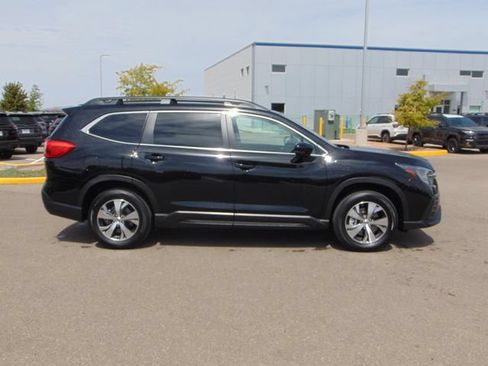 Certified 2025 Subaru Ascent Premium AWD/4WD image 3