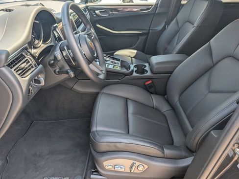 Certified 2026 Porsche Macan AWD/4WD image 20