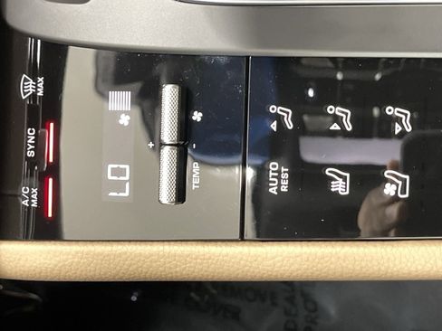 New 2025 Porsche Macan Turbo image 23