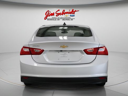 Used 2021 Chevrolet Malibu LS FWD image 5
