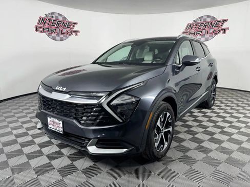 Used 2023 Kia Sportage EX AWD/4WD image 3