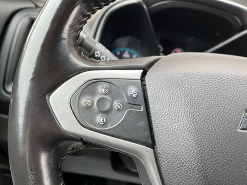 Used 2022 Chevrolet Colorado LT w/ Fleet Safety Package image 23