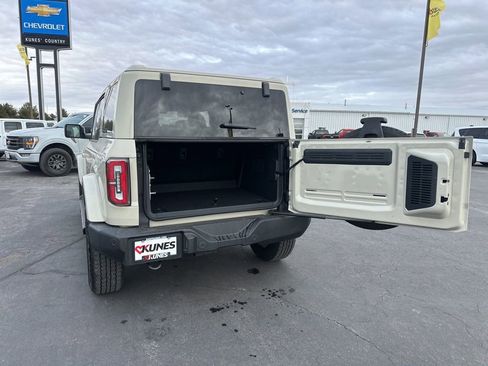Used 2025 Ford Bronco Outer Banks image 14