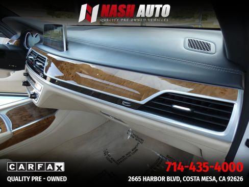 Used 2018 BMW 750i RWD image 32