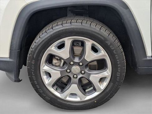 Used 2019 Jeep Compass Limited image 21