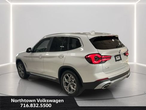 Used 2024 BMW X3 xDrive30i w/ Premium Package w/ZPA AWD/4WD image 3